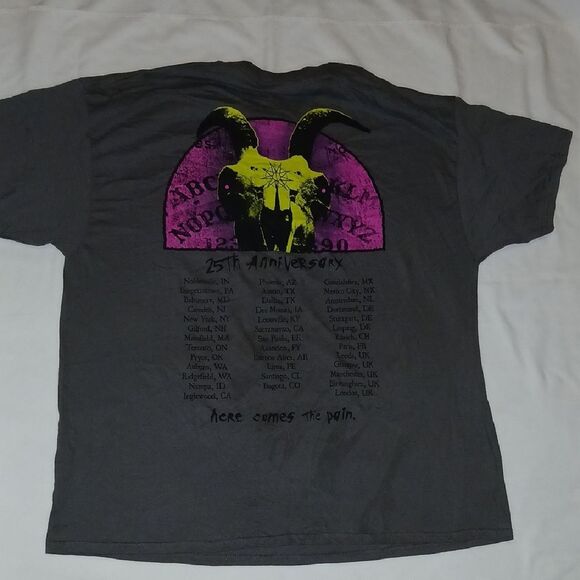 Slipknot  25th Anniversary Graphic Gray T-Shirt - Picture 7 of 7